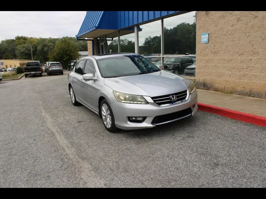 2015 Honda Accord V6 EX-L photo 1