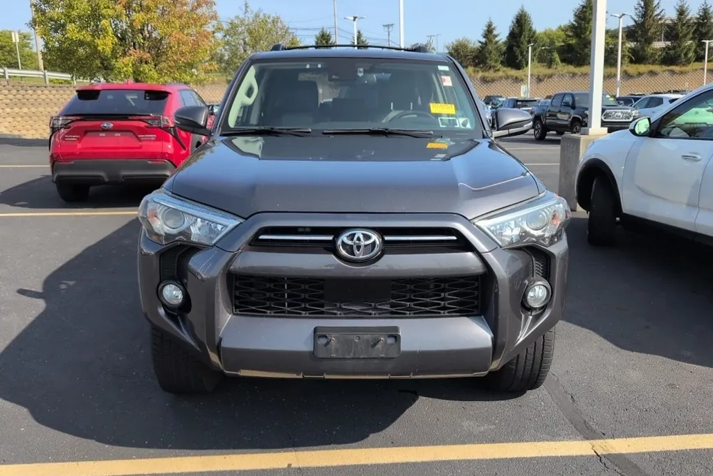 2020 Toyota 4Runner SR5 Premium photo 1