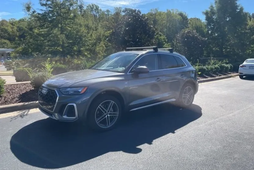 2021 Audi Q5 Premium Plus photo 1