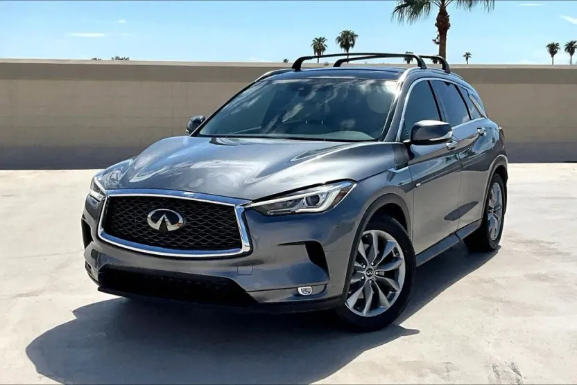 2019 Infiniti QX50 Luxe photo 1