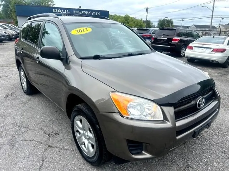 2012 Toyota RAV4 photo 1