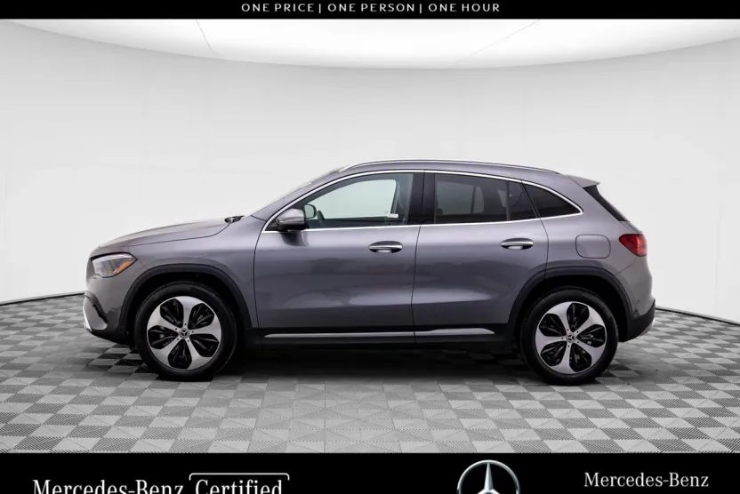 2025 Mercedes Benz GLA 250 4MATIC photo 1