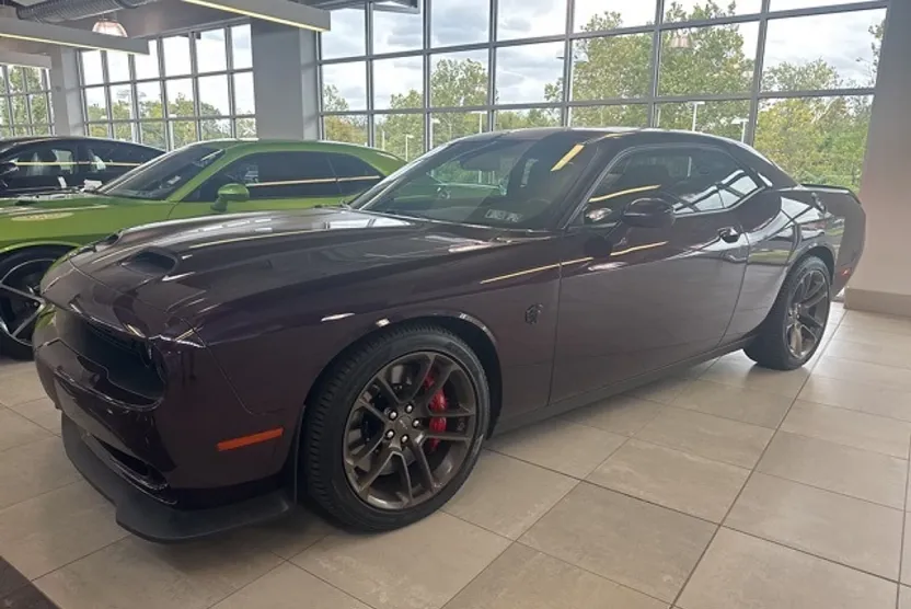 2022 Dodge Challenger SRT8 Hellcat photo 1