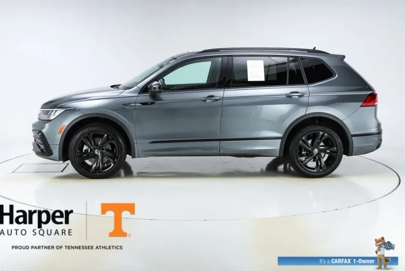 2024 Volkswagen Tiguan SE R-Line Black photo 1