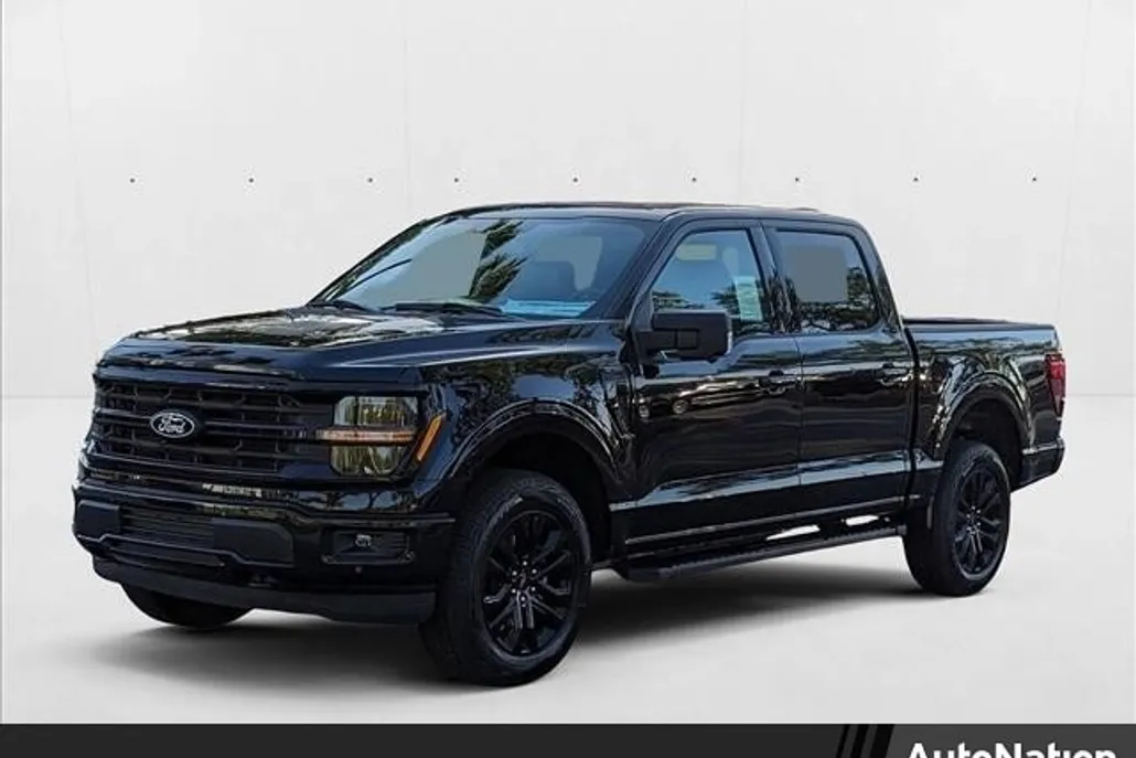 2025 Ford F-150 XLT photo 1