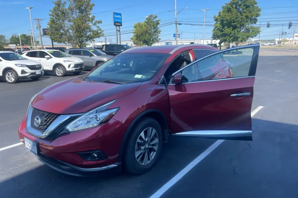 2015 Nissan Murano SL photo 1