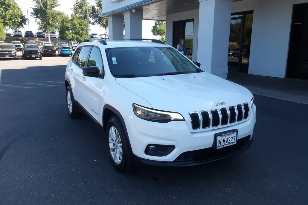 2022 Jeep Cherokee Latitude Lux photo 1