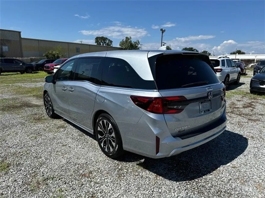 2026 Honda Odyssey Elite photo 1
