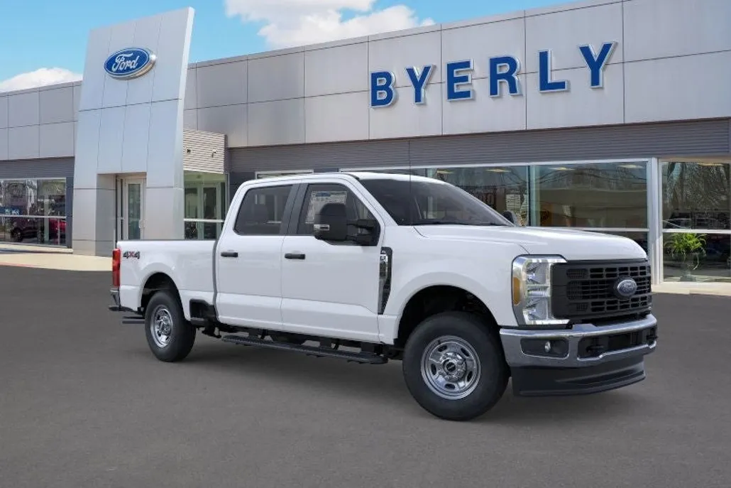 2025 Ford F-250 photo 1