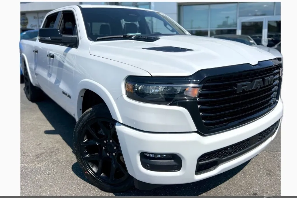 2025 Ram 1500 Laramie photo 1