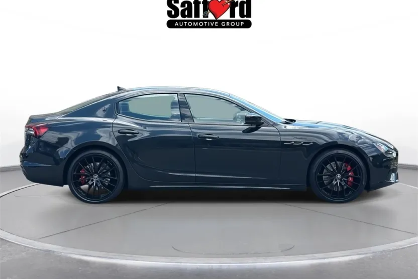 2022 Maserati Ghibli Modena Q4 photo 1