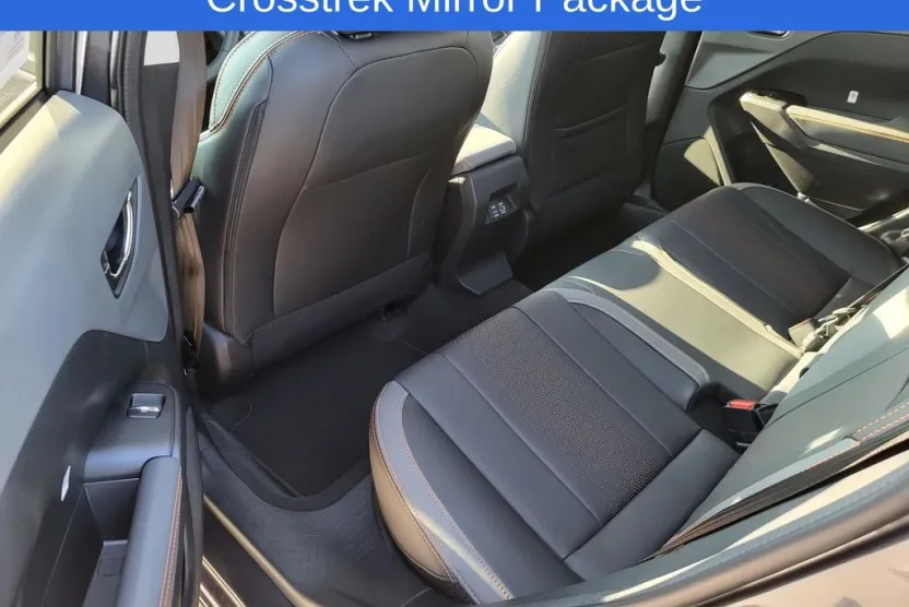 2025 Subaru Crosstrek Limited photo 1