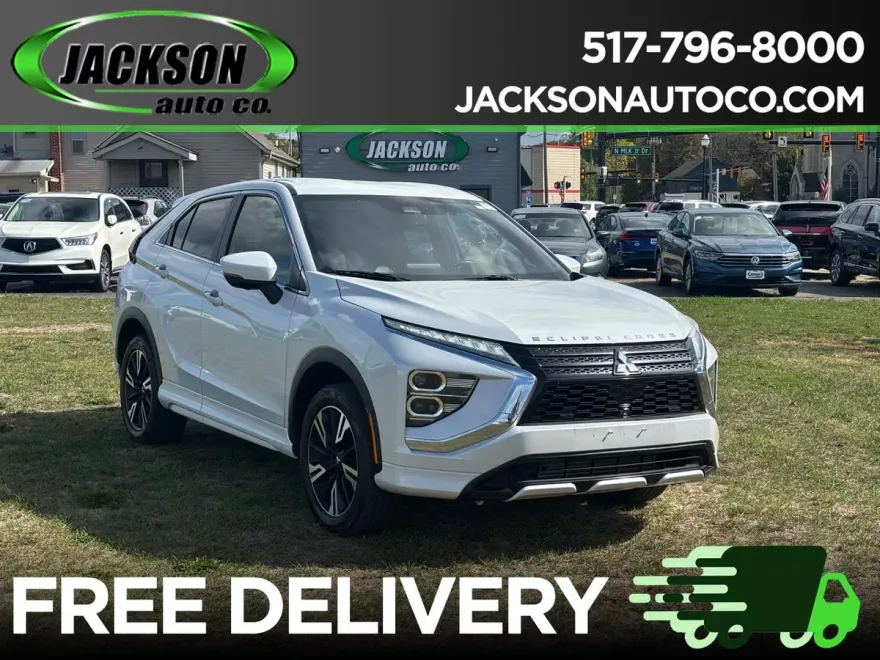 2023 Mitsubishi Eclipse Cross SEL photo 1