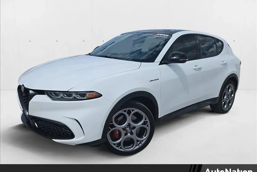 2024 Alfa Romeo Tonale Veloce photo 1