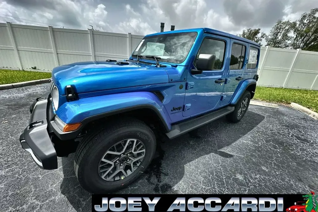 2025 Jeep Wrangler Sahara photo 1