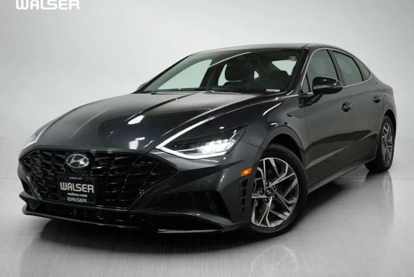 2023 Hyundai Sonata SEL photo 1