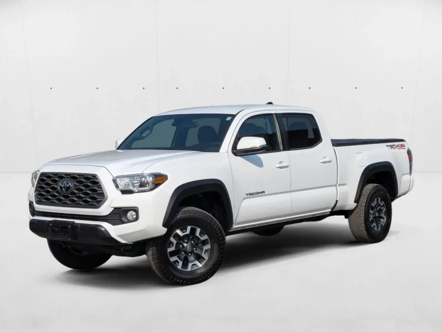 2021 Toyota Tacoma TRD V6 photo 1