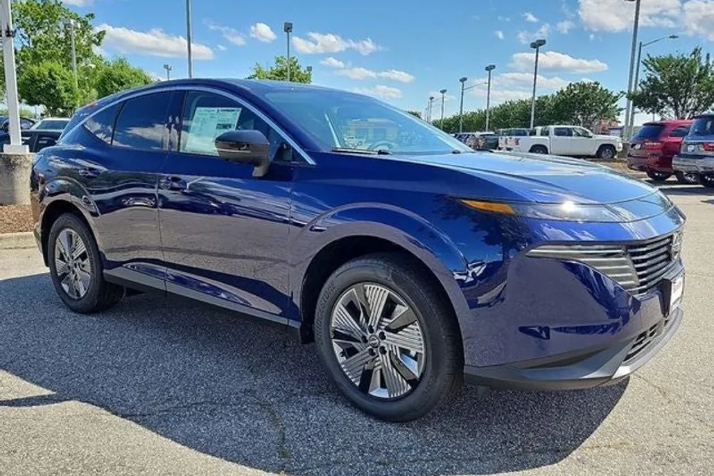 2025 Nissan Murano SL photo 1