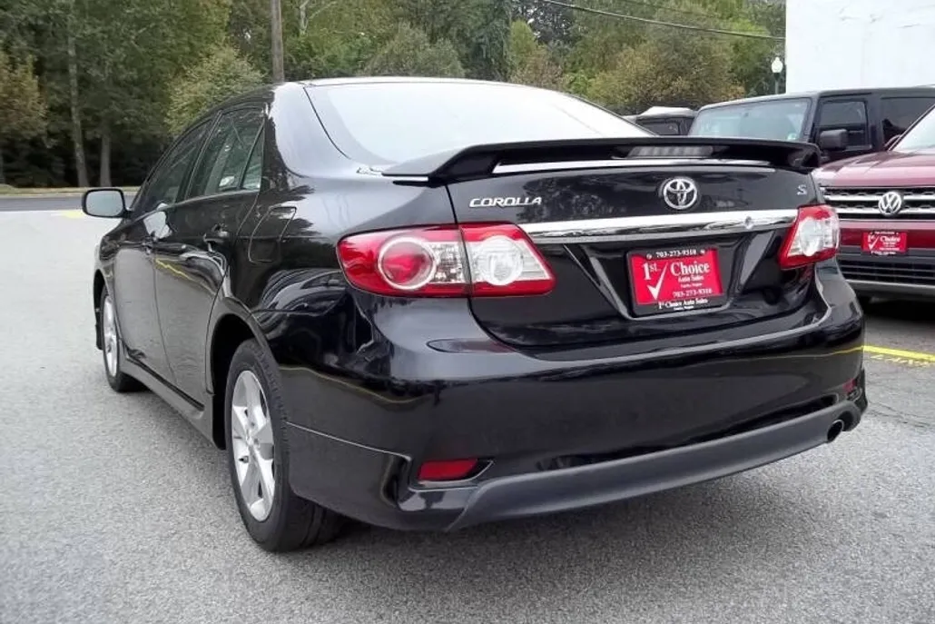 2012 Toyota Corolla S photo 1