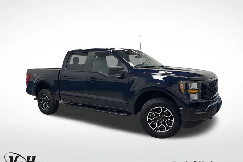 2023 Ford F-150 XL photo 1