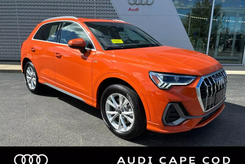 2025 Audi Q3 S line Premium Plus photo 1