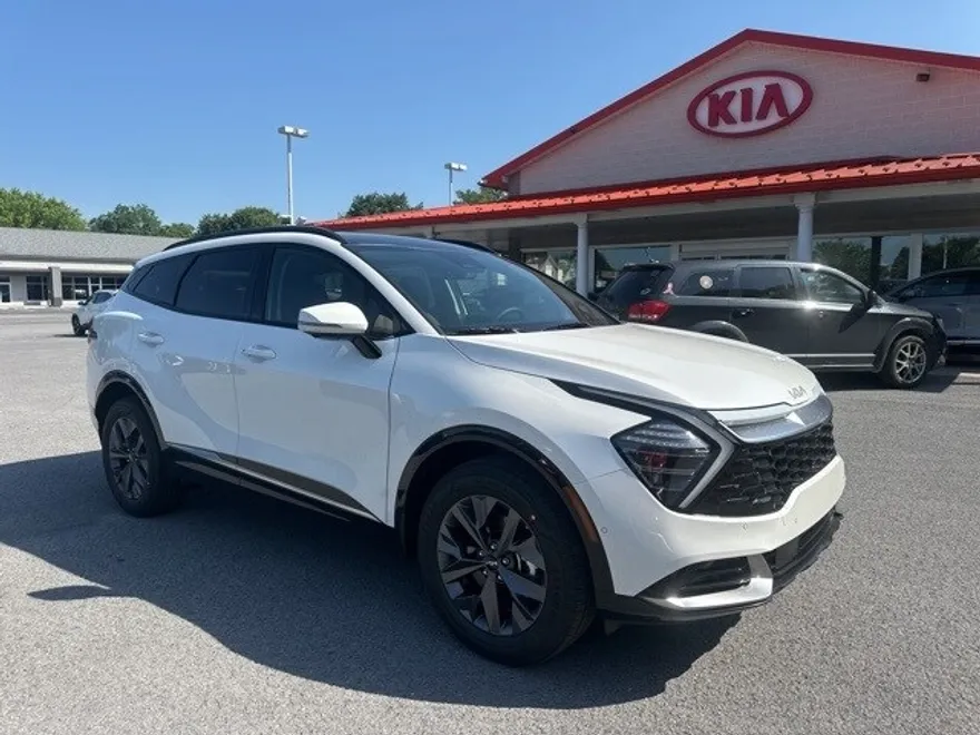 2025 Kia Sportage Hybrid photo 1