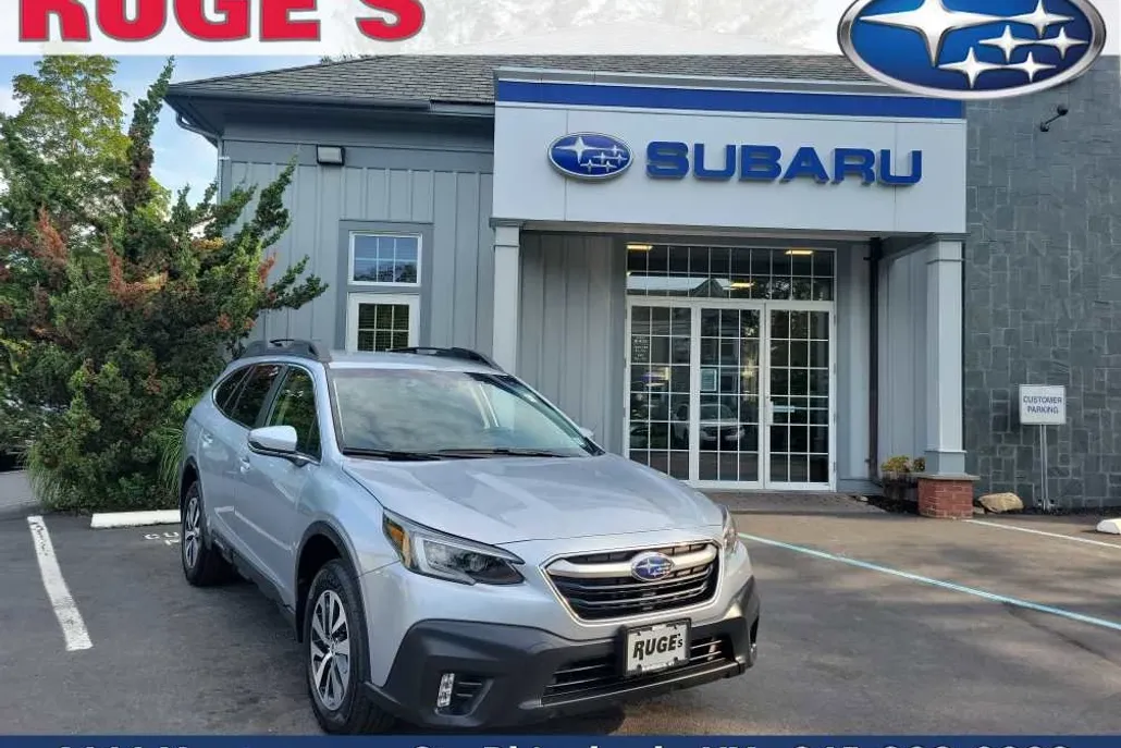 2020 Subaru Outback Premium photo 1