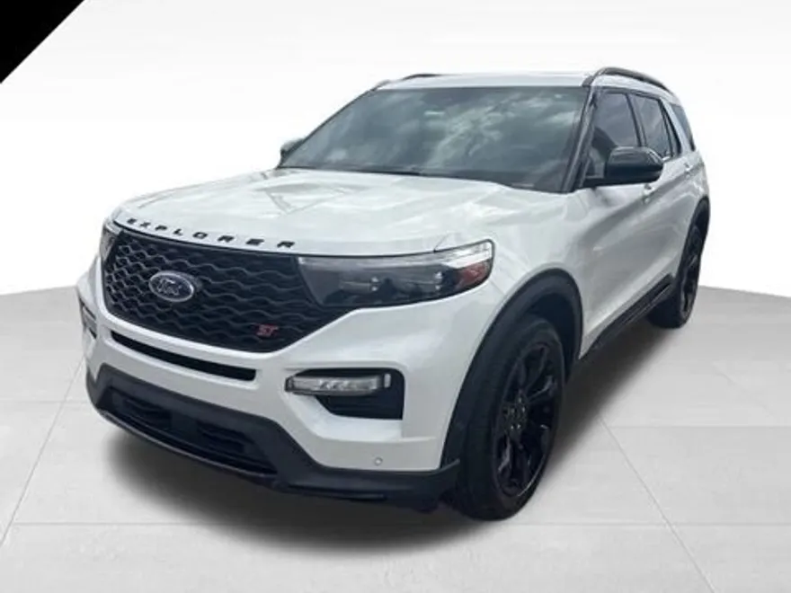 2022 Ford Explorer ST photo 1