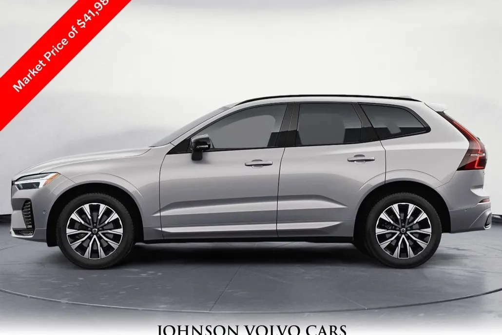 2025 Volvo XC60 Plus photo 1