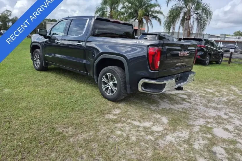 2024 Gmc Sierra 1500 SLT photo 1
