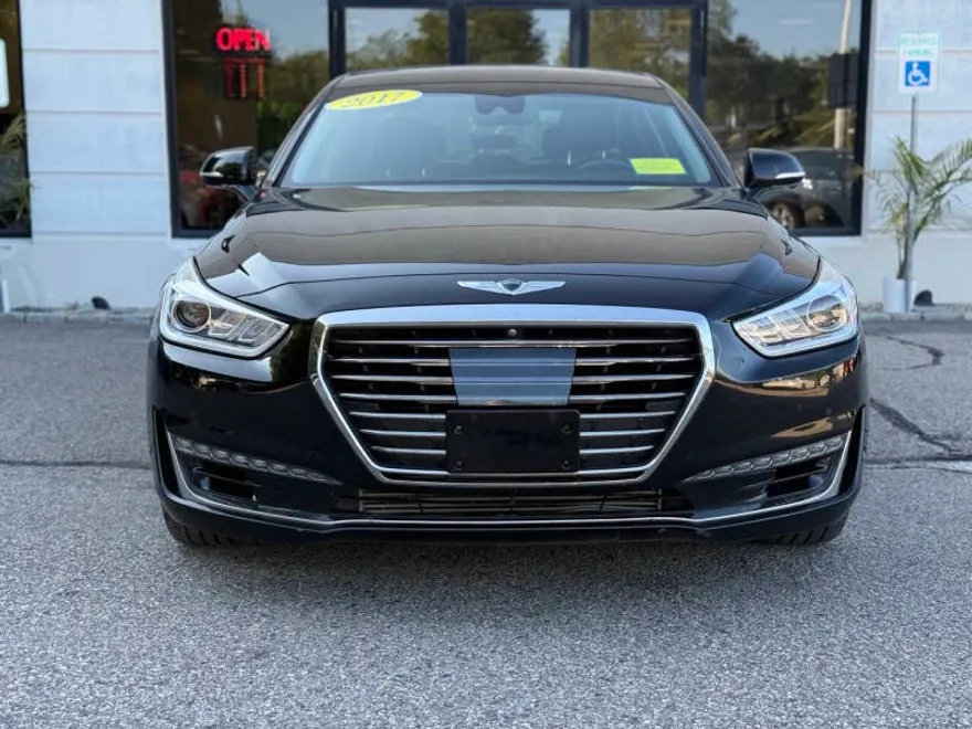 2017 Genesis G90 3.3T Premium photo 1