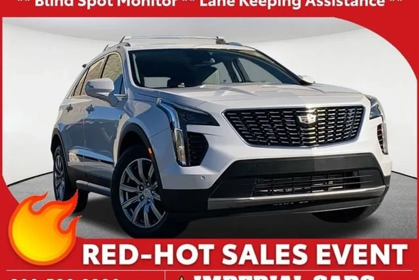 2021 Cadillac XT4 Premium Luxury photo 1
