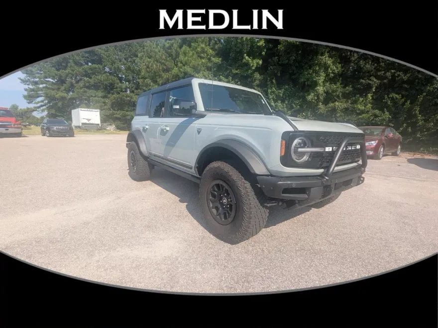 2021 Ford Bronco First Edition photo 1