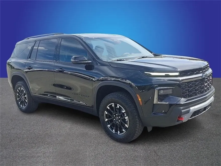 2026 Chevrolet Traverse Z71 photo 1