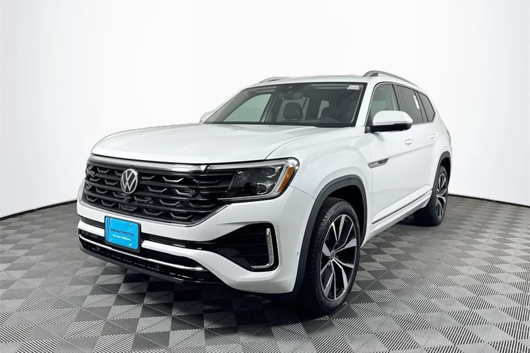 2025 Volkswagen Atlas SEL Premium R-Line photo 1