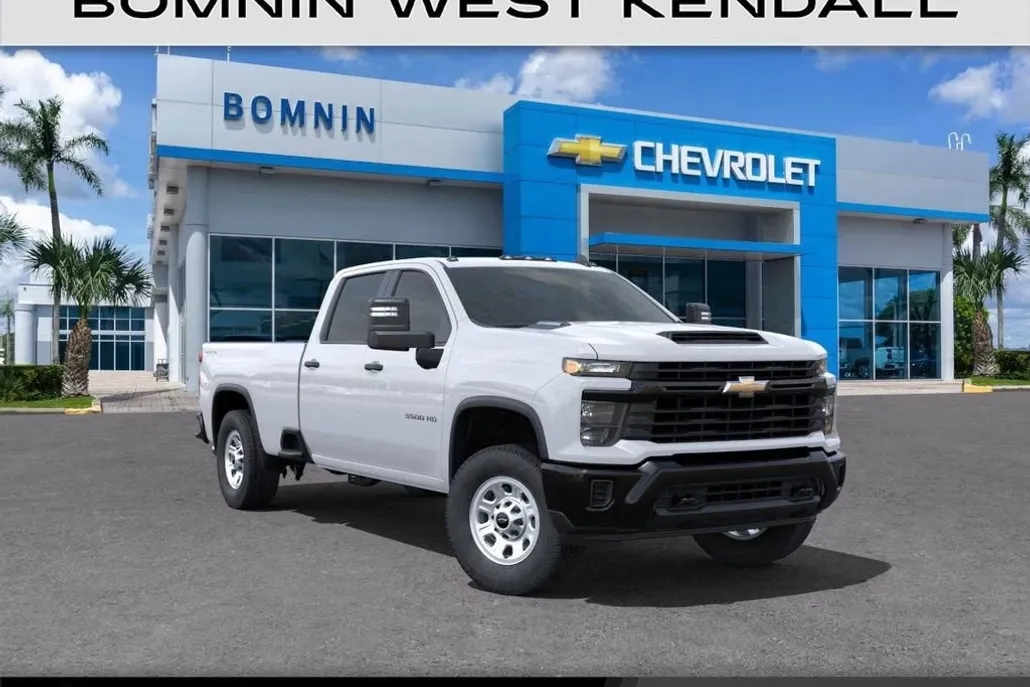 2025 Chevrolet Silverado 3500HD photo 1