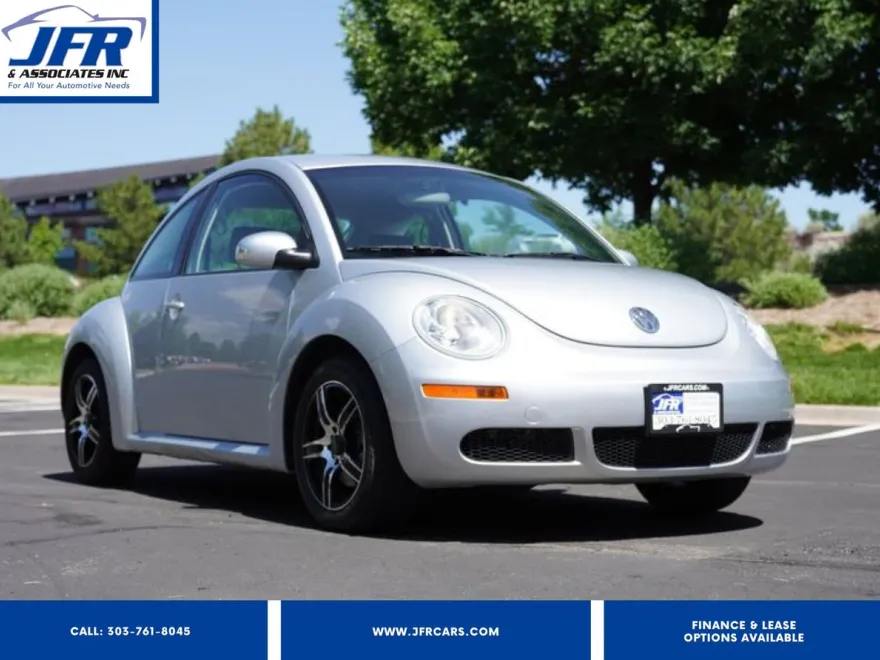2008 Volkswagen Beetle S photo 1