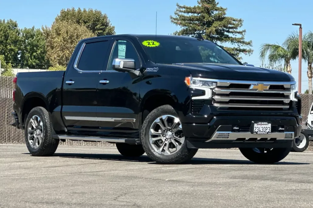 2022 Chevrolet Silverado 1500 High Country photo 1