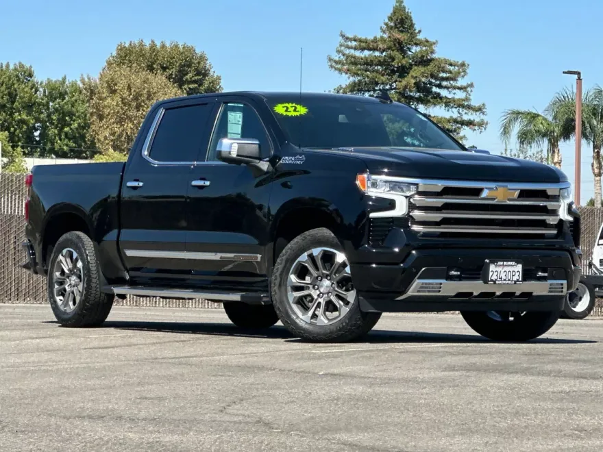 2022 Chevrolet Silverado 1500 High Country photo 1