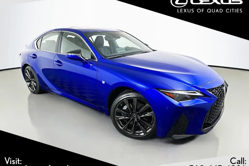 2022 Lexus IS 350 F SPORT photo 1
