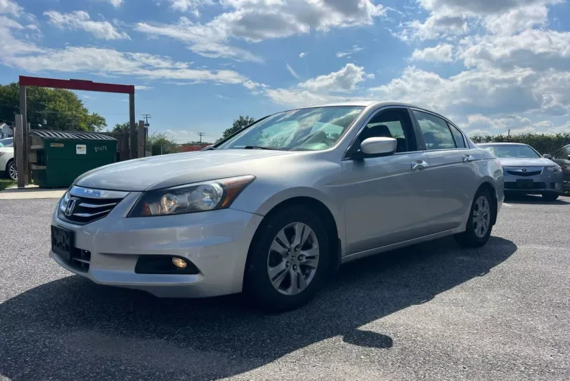 2012 Honda Accord SE photo 1