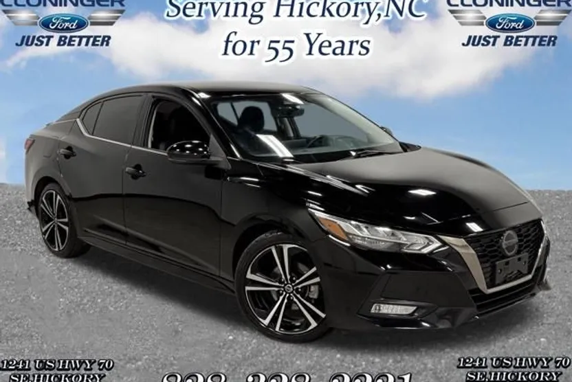 2023 Nissan Sentra SR photo 1
