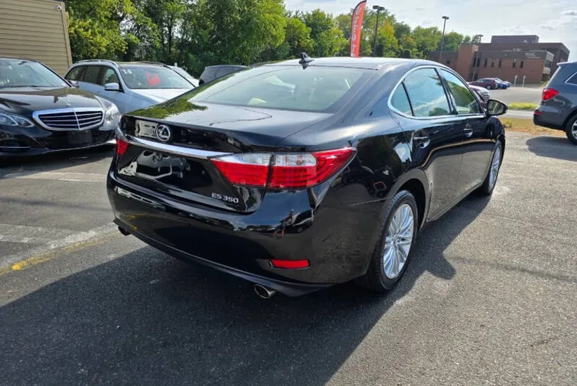 2014 Lexus ES 350 photo 1