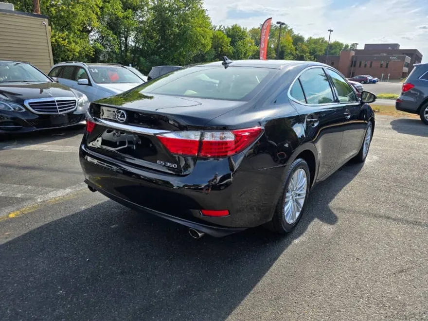 2014 Lexus ES 350 photo 1