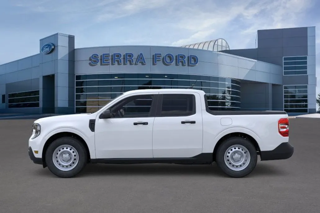 2025 Ford Maverick XL photo 1