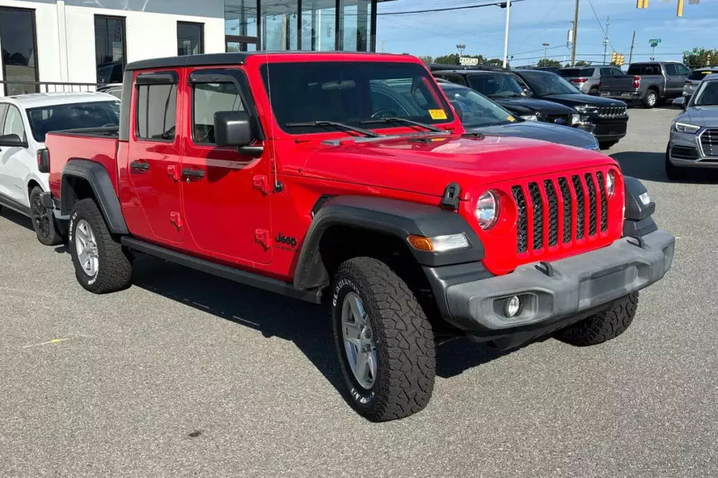 2020 Jeep Gladiator Sport S photo 1