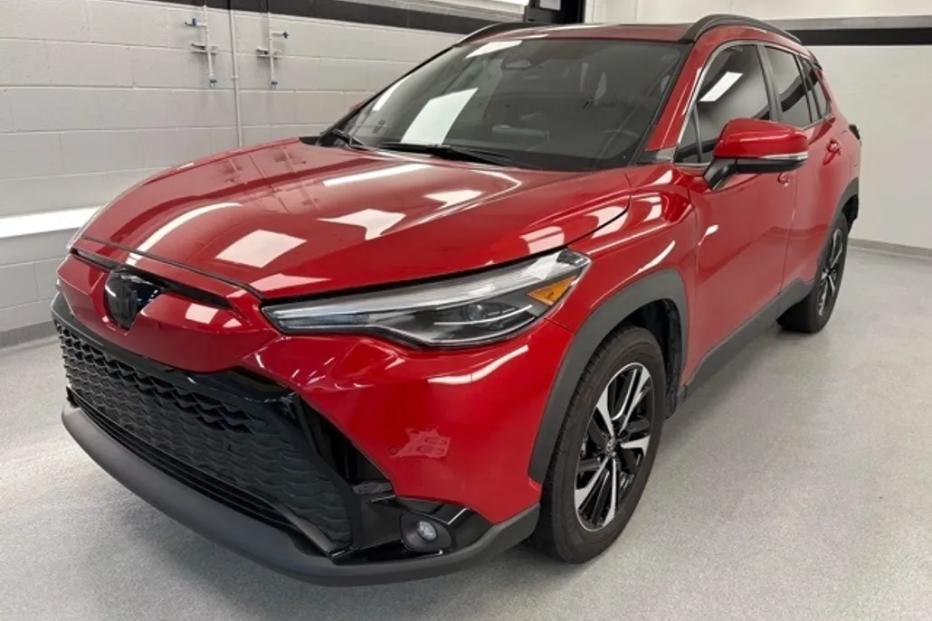 2024 Toyota Corolla Hybrid XSE photo 1