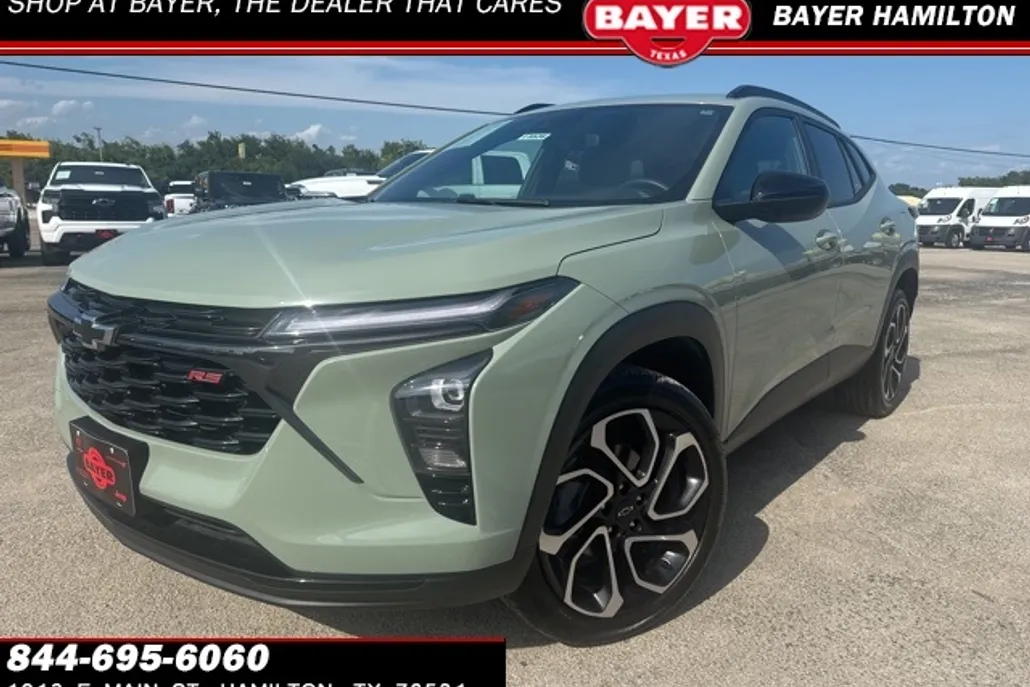 2024 Chevrolet Trax photo 1
