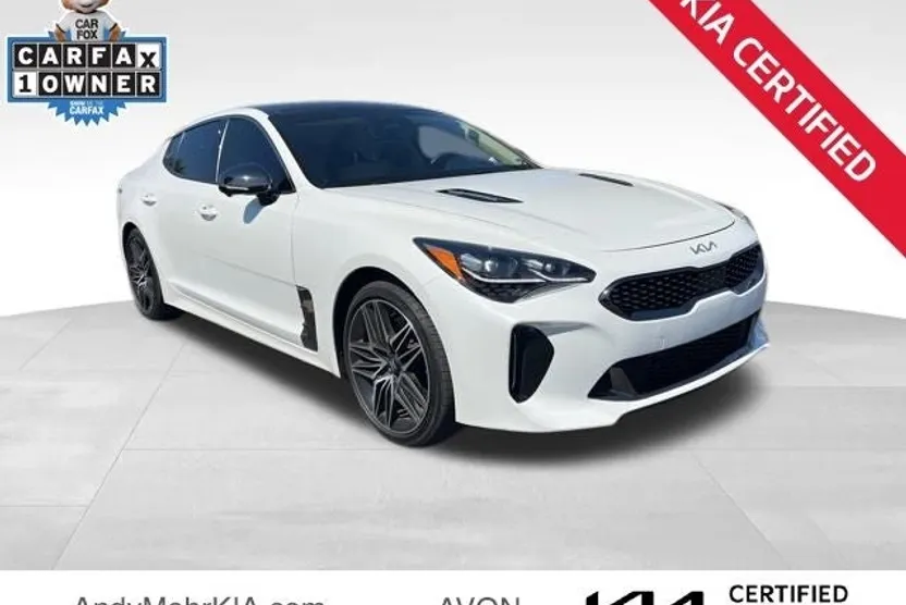 2023 Kia Stinger GT2 photo 1