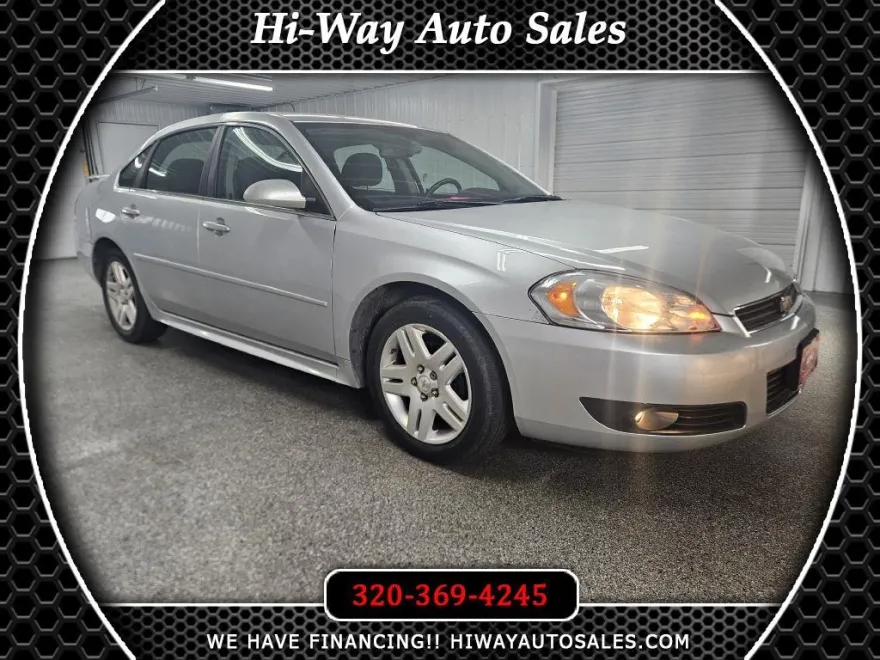 2011 Chevrolet Impala 1LT photo 1